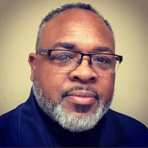 Meet your Posher, Adrian